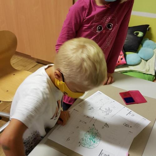 Buchstabenerarbeitung mit allen Sinnen