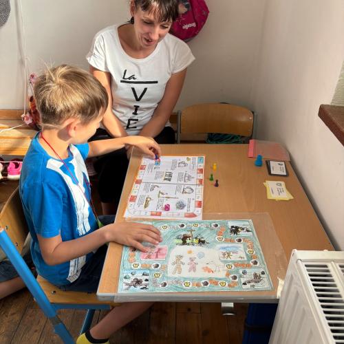 Lesespiel mit Tiger und Bär
