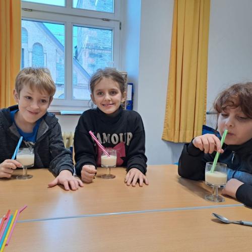 Bananenmilch herstellen und genießen in der ZI Stunde