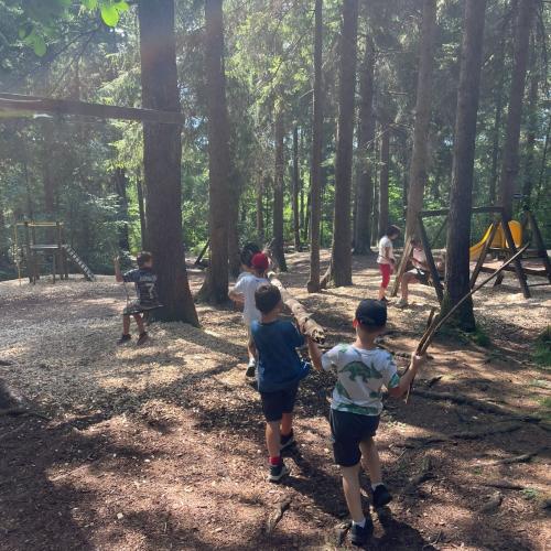 Rumer Waldspielplatz 1a
